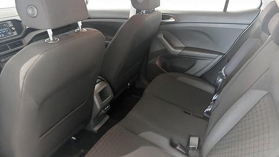 Volkswagen T-Cross 10 of 11