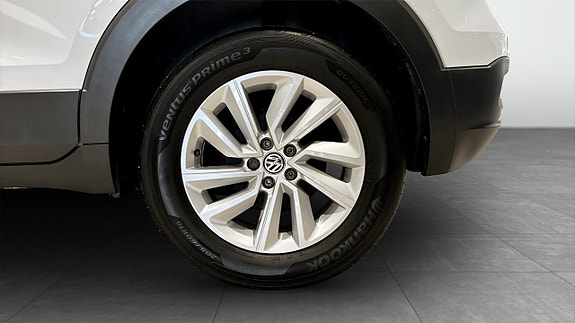 Volkswagen T-Cross 5 of 11