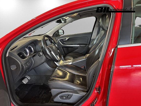 Volvo S60 8 of 15