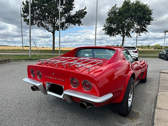 Chevrolet Corvette 5 of 7