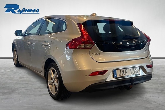 Volvo V40 5 of 20