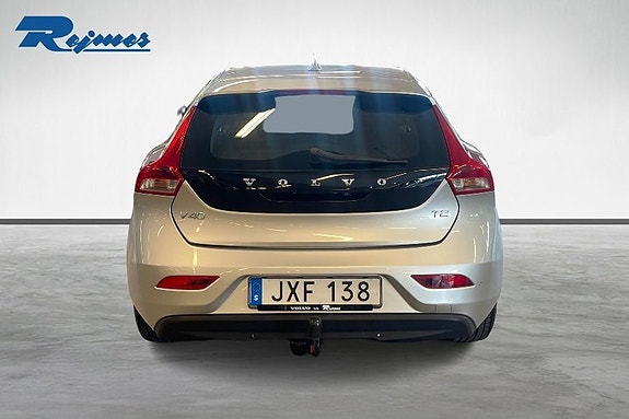 Volvo V40 4 of 20