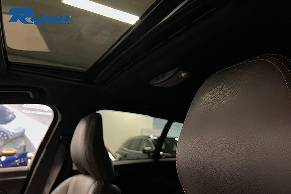 Volvo V60 Cross Country 11 of 16