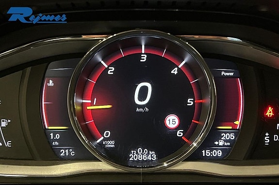 Volvo V60 Cross Country 15 of 16