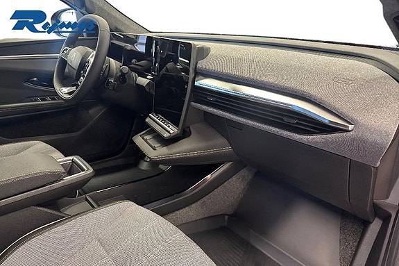 Renault Scenic E-Tech 15 of 23