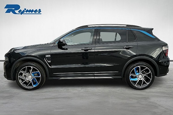 Lynk & Co 01 3 of 18