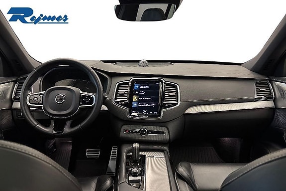 Volvo XC90 7 of 28