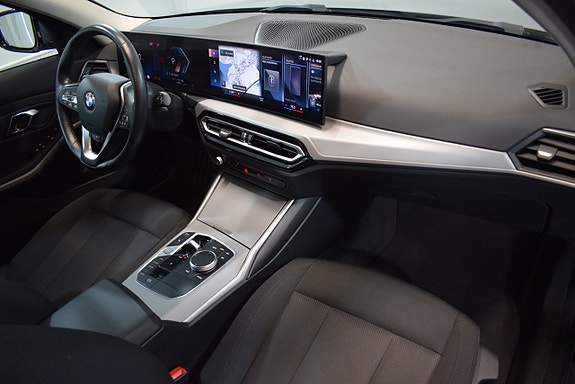BMW 320d 11 of 24