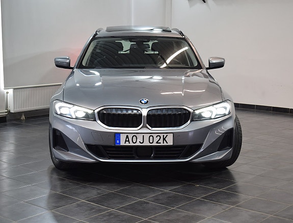 BMW 320d 2 of 24