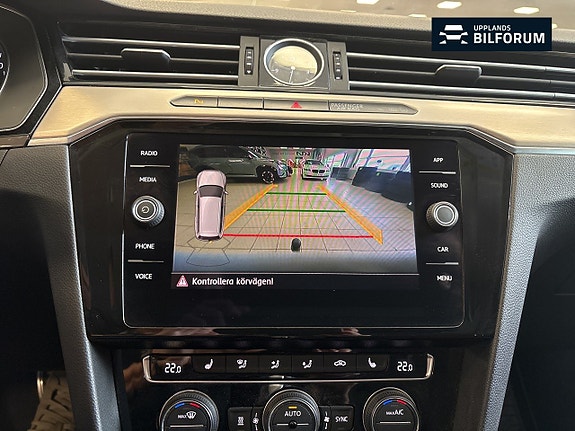 Volkswagen Passat Alltrack 14 of 14