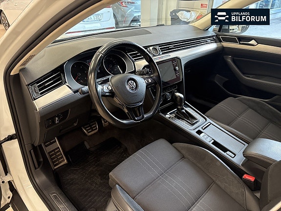 Volkswagen Passat Alltrack 7 of 14