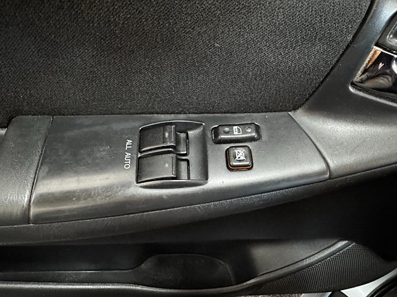 Toyota Corolla 7 of 11