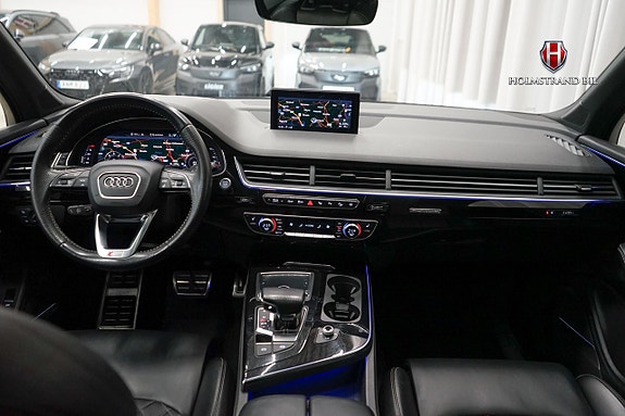 Audi Q7 15 of 28