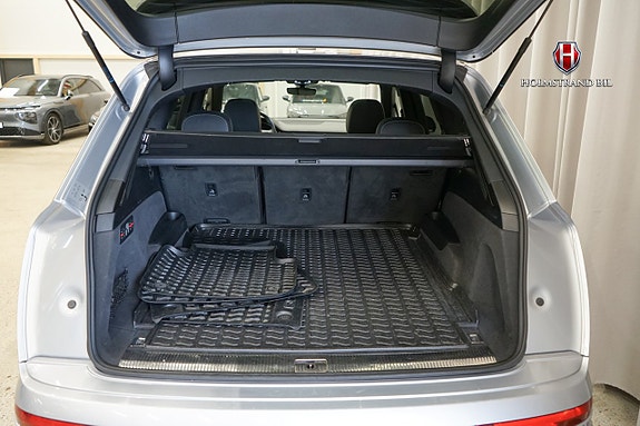 Audi Q7 27 of 28