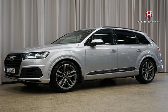Audi Q7 3 of 28