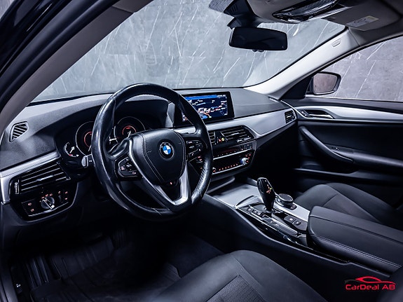 BMW 530e 11 of 26