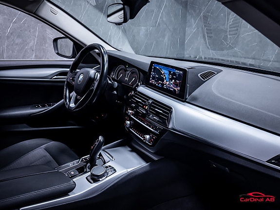 BMW 530e 13 of 26