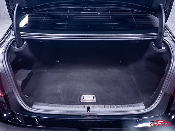 BMW 530e 17 of 26