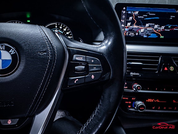 BMW 530e 20 of 26