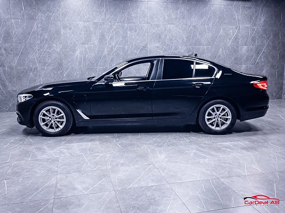 BMW 530e 4 of 26