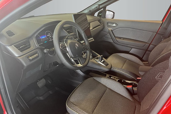 Renault Captur 8 of 13