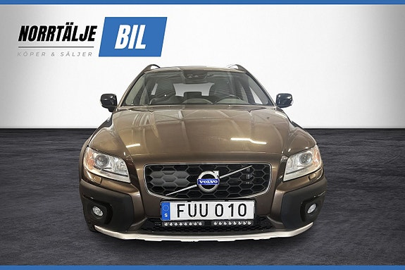 Volvo XC70 7 of 17