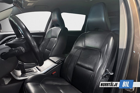 Volvo XC70 8 of 17