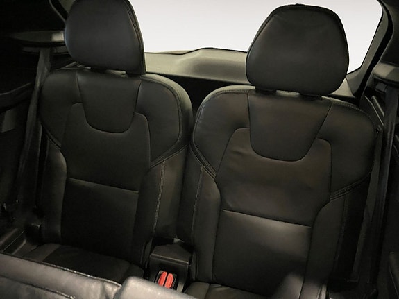 Volvo XC90 21 of 26