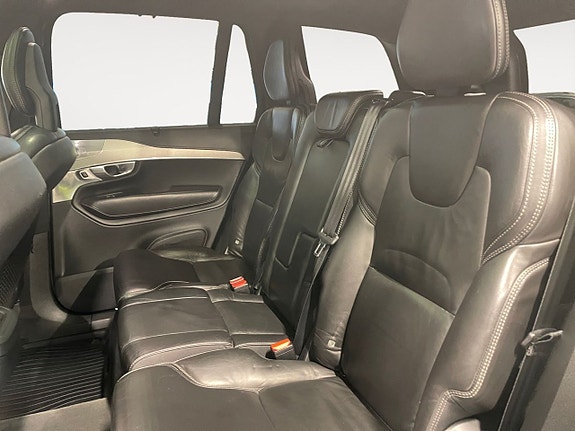 Volvo XC90 20 of 26