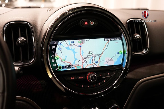 MINI Countryman Cooper SE 22 of 27