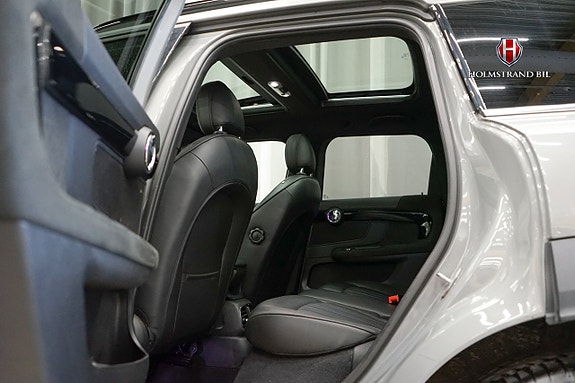 MINI Countryman Cooper SE 13 of 27