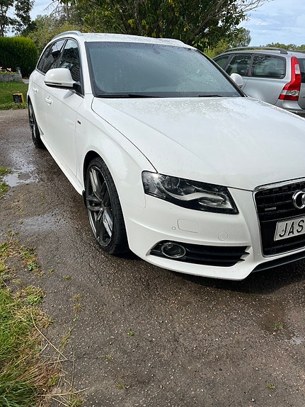 Audi A4 2 of 9