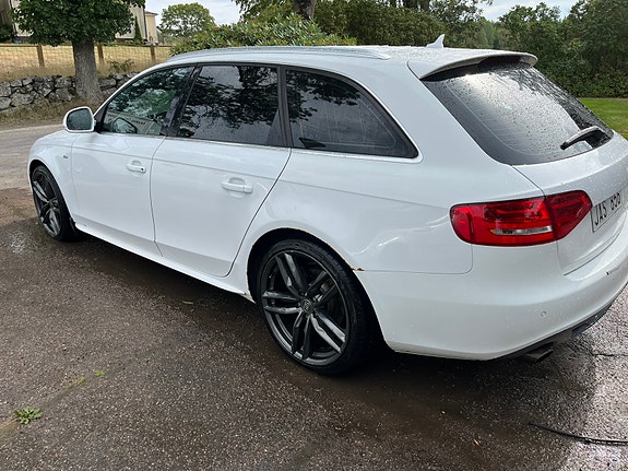 Audi A4 5 of 9
