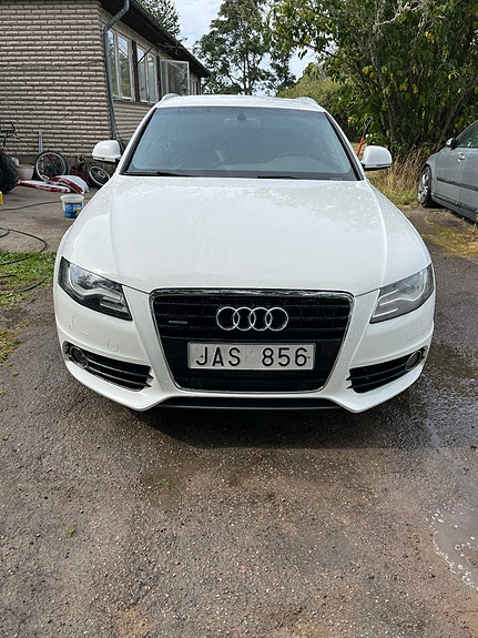Audi A4 4 of 9