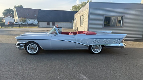 Buick Limited 3 of 30