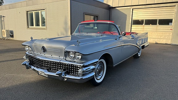 Buick Limited 30 of 30