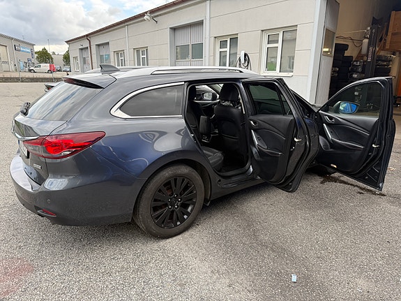 Mazda 6 3 of 11