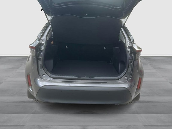 Toyota Yaris Cross 10 of 11