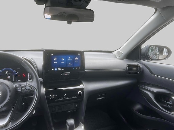 Toyota Yaris Cross 9 of 11
