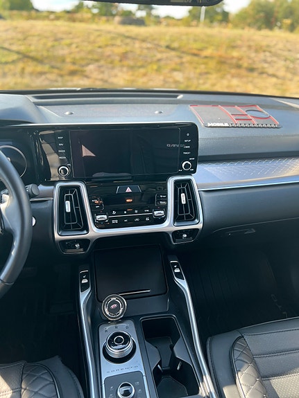Kia Sorento 5 of 11