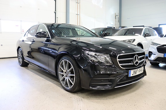 Mercedes-Benz E220 d 2 of 30