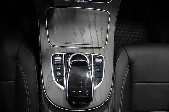 Mercedes-Benz E220 d 19 of 30