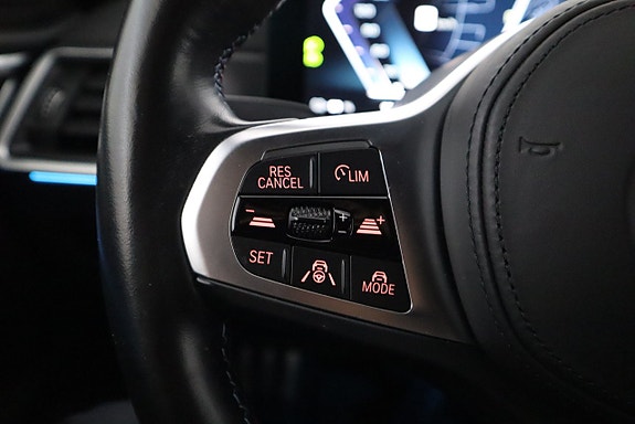 BMW i4 18 of 26