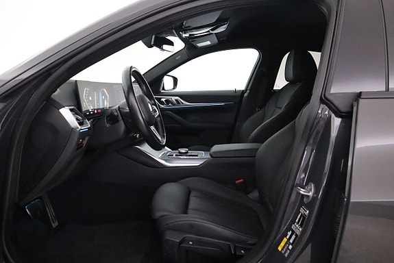 BMW i4 12 of 26