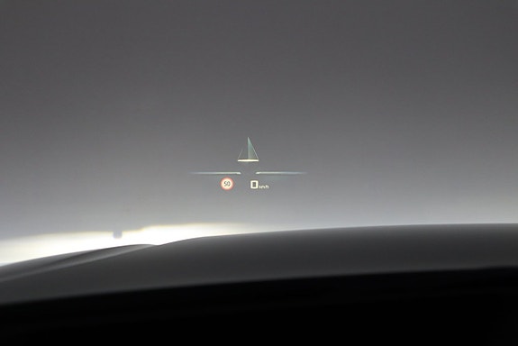 BMW i4 17 of 26