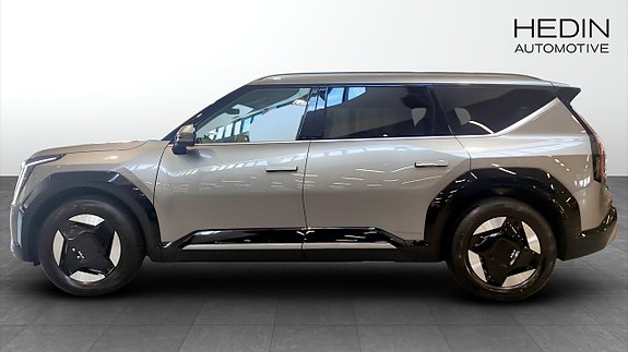 Kia EV9 6 of 12