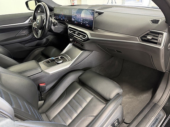 BMW i4 13 of 29