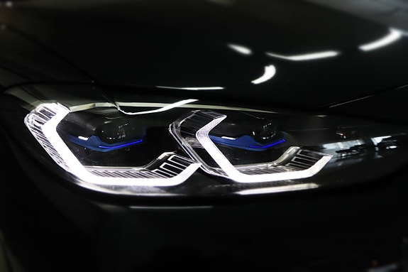 BMW i4 10 of 29