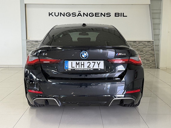BMW i4 7 of 29