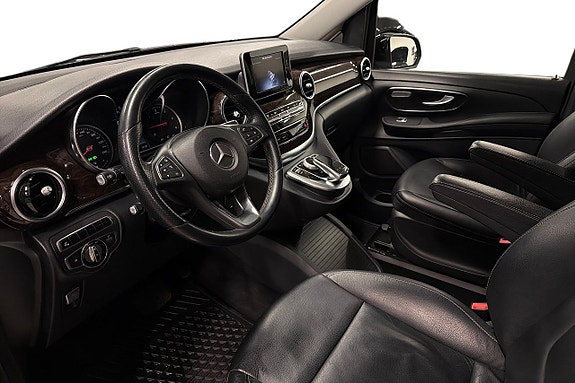 Mercedes-Benz V250 d 10 of 25